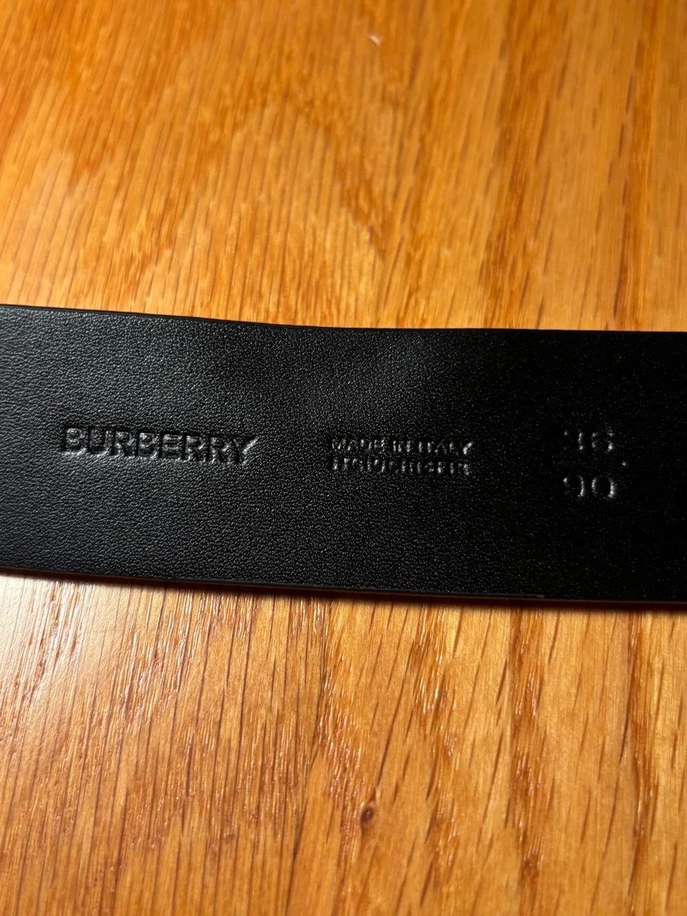 Burberry Kingdom Leather Belt